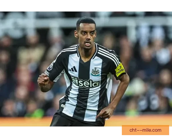 科尔克兹左路插上助攻威力无穷成为球队进攻利器